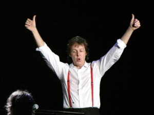 Paul McCartney gives music the thumbs-up, but Soho cyclist the thumbs-down.jpg