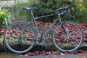 Charge Filter Hi - full bike