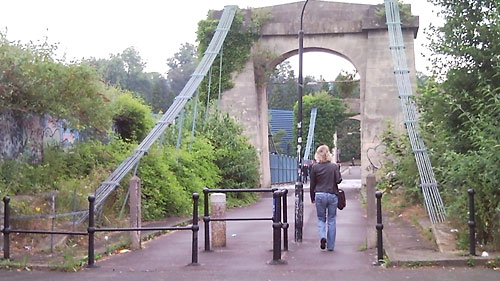 Bath bridge barrier: broken