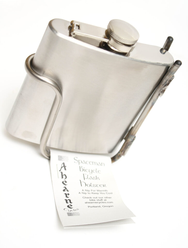 Ahearn hipflask and cage