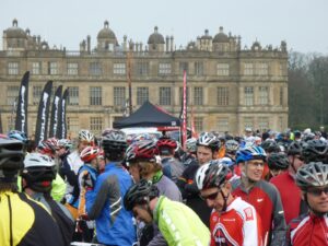 Endura Lionheart Sportive - riders wait at the start