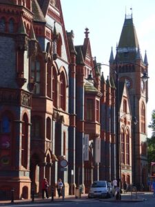 Reading Town Hall (Andrew Smith, Wikimedia Commons).jpg