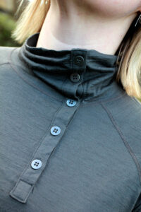 Bontrager WSD commuting shirt - neck
