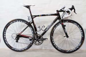 Cadel Evans BMC SLR01.jpg