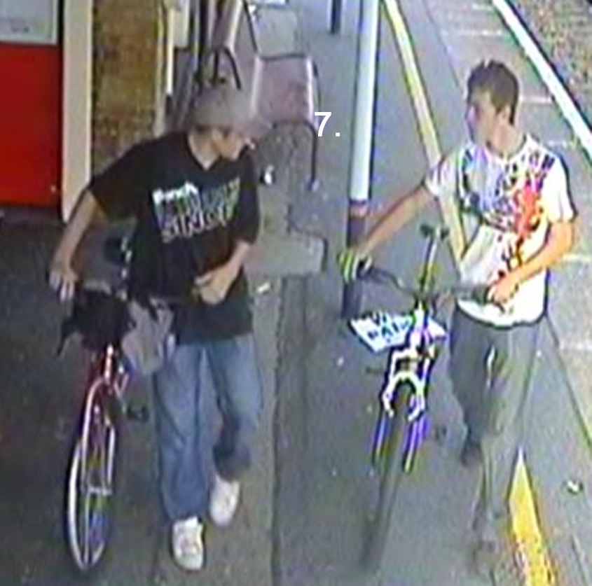 BTP Totton bike theft suspects.jpg