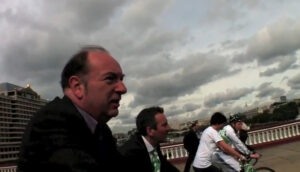 Norman Baker on Blackfriars Bridge courtesy Carlton Reid.jpg