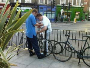 Bike thieves stealing James Jones Specialized.jpg