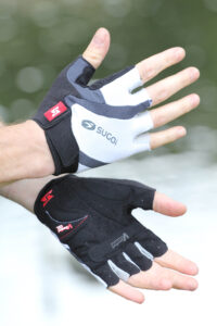 Sugoi RS glove