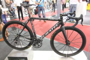 German Carbon Group Duratec Cult CR3.jpg