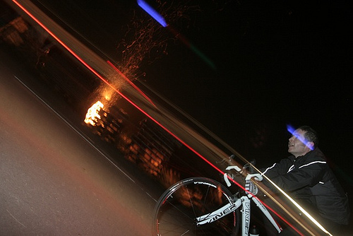 Jole Rider 12hr – Tony passes the camp fire