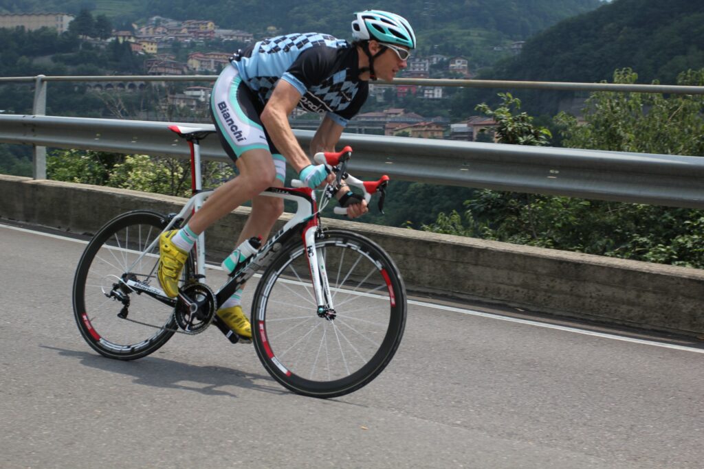 Bianchi Oltre 2012 riding 2.jpg