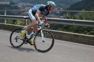 Bianchi Oltre 2012 riding 2.jpg