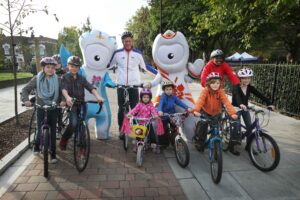 Mark Foster and friends launch new Olympic Walking and Cycling routes (picture courtesy LOCOG)