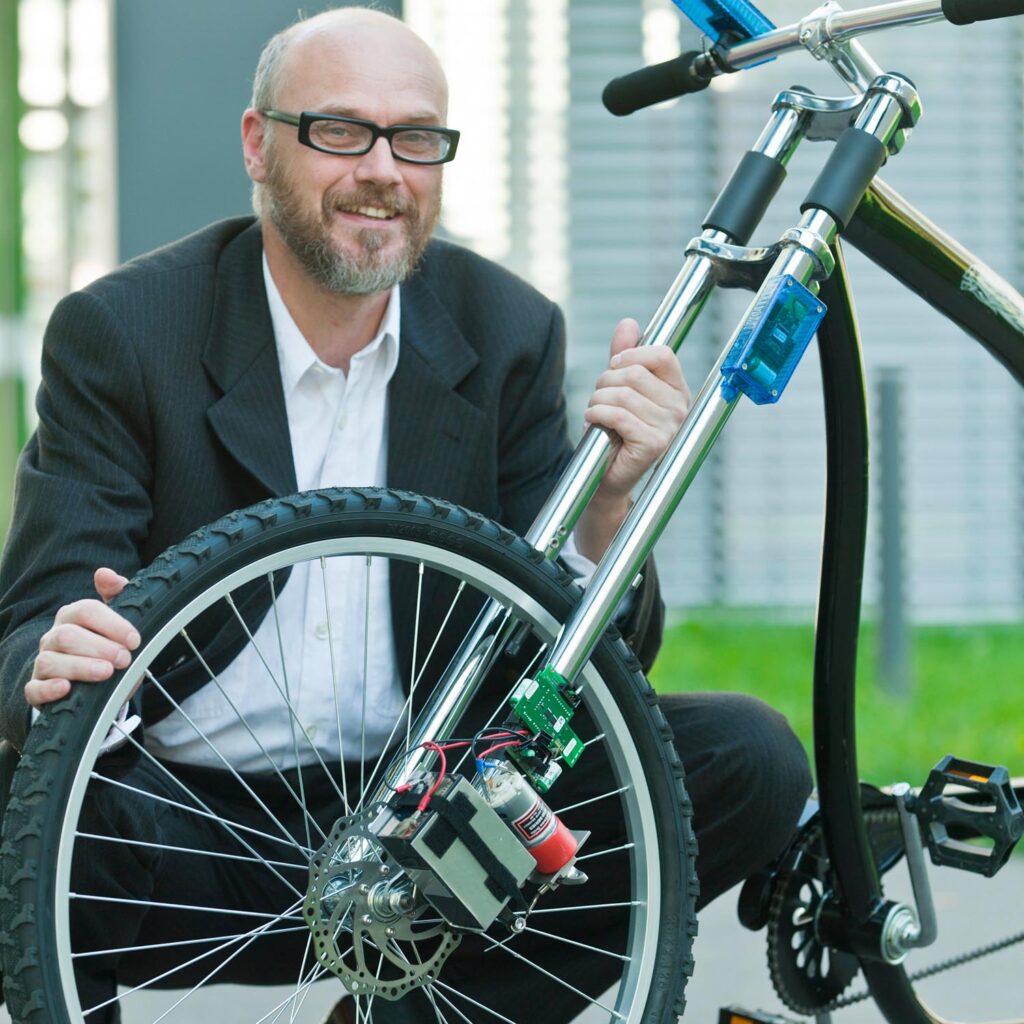 Holger Hermans demonstrates the wireless braking system