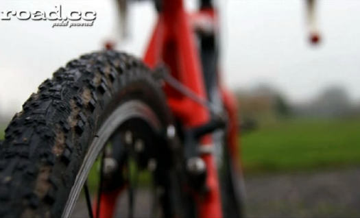 Cyclocross tyre.png
