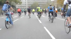 Tour du Danger (video still from comdotdick:YouTube)