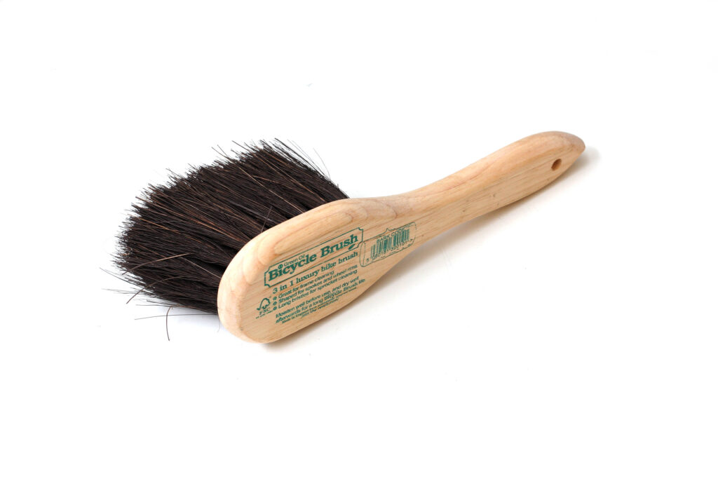 Green Oil 3 in 1 bike brush