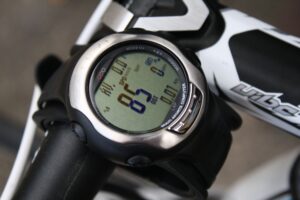 Cateye Q3 multi sport computer