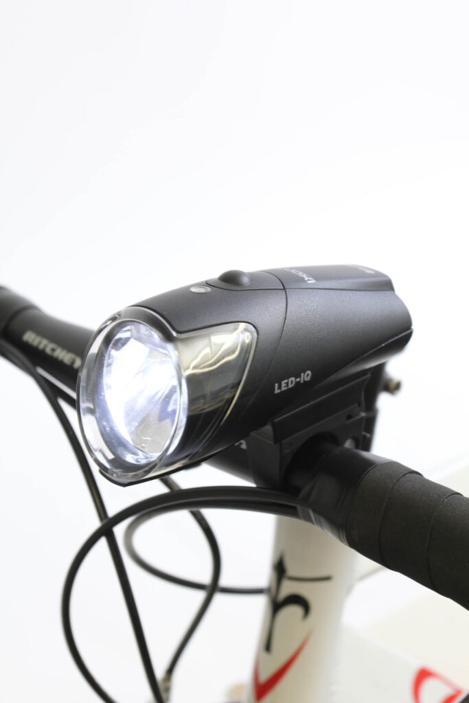 Ixon IQ rechargable front light – mounted