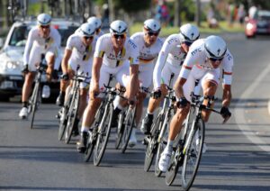 HTC Highroad in Stage 1 TTT of 2011 Vuelta (copyright Tour of Spain/Graham Watson).jpg