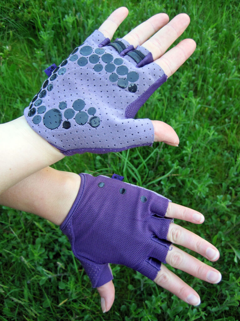 Ana Nichoola Naked Hand Fingerless Glove