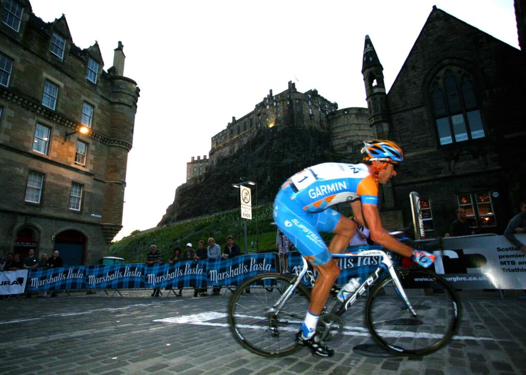 Edinburgh Nocturne – David Millar with Castle backdrop .jpg
