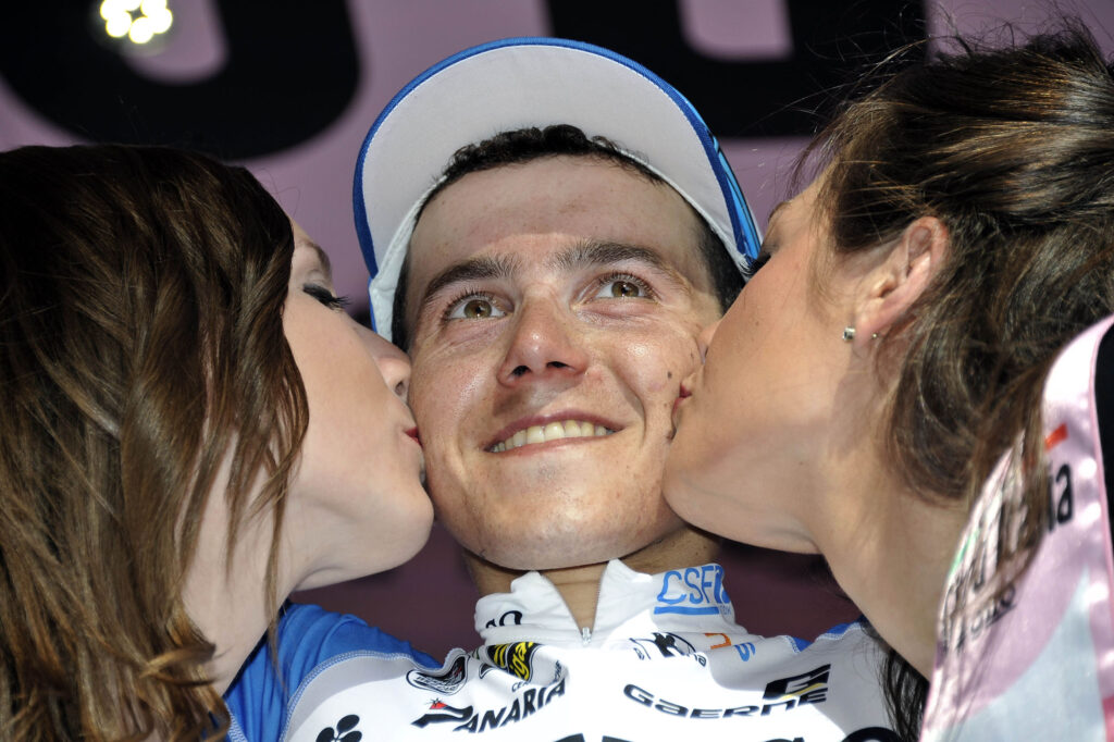 Giro 2012 S8 Pozzovivo on the podium (Gian Mattia D’Alberto – LaPresse – RCS Sport)