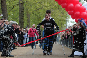 Claire Lomas finishes 2012 Virgin London Marathon (pic Vladimir Pandovski, Wikimedia Commons)