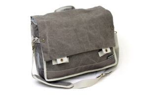 Basil D'Azure messenger bag