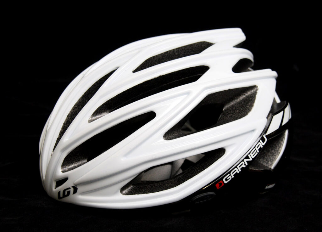 Louis Garneau Sharp helmet