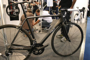 A2J Rolo natural - full bike