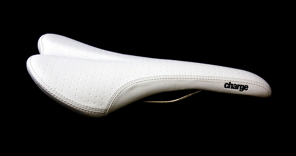 Charge Knife saddle