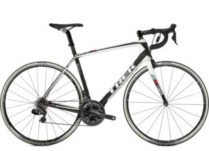 Trek Madone 5.9 packshot