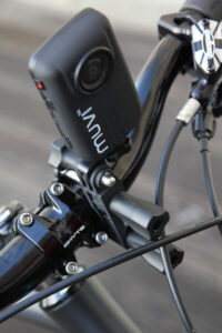 Veho Muvi HD10 - bar mount from front