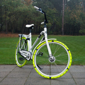 Bike-Spikes-by-Cesar-Van-Rongen-3