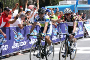Slagter congratulates Gerrans on stage win (picture Santos Tour Down Under, Regallo)