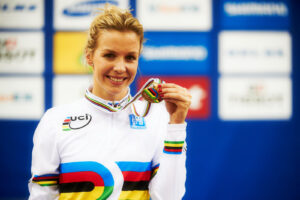 Becky James with World Championship gold, Minsk 2013 (copyright Britishcycling.org.uk)