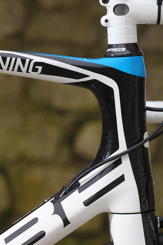 https://cdn.road.cc/wp-content/uploads/2013/02/Cube20Litening20Super20HPC20Race20-20head20tube.jpg