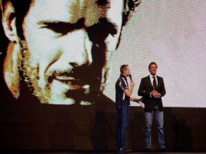 Mario Cipollini opens the 2010 Cycle Show (copyright Simon MacMichael)