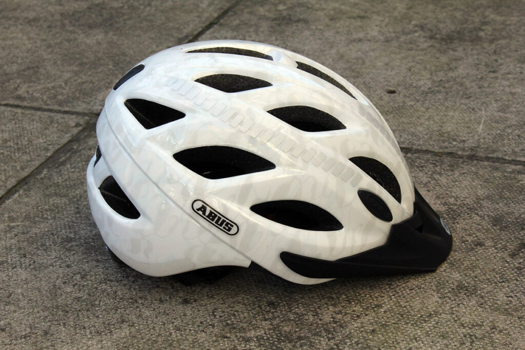 Abus Lane-U helmet