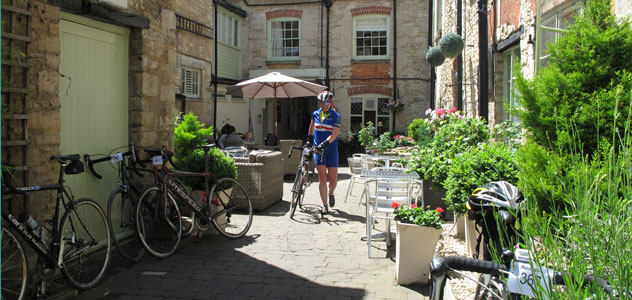 Cotswold Cycling Breaks 1