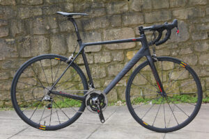 Canyon Ultimate CF SLX - full bike.jpg