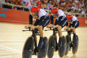 Dani King leads GB women’s Team Pursuit at London 2012 (copyright www.britishcycling.org.uk)