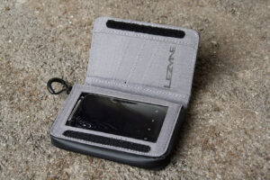 Lezyne Phone Wallet- phone holder