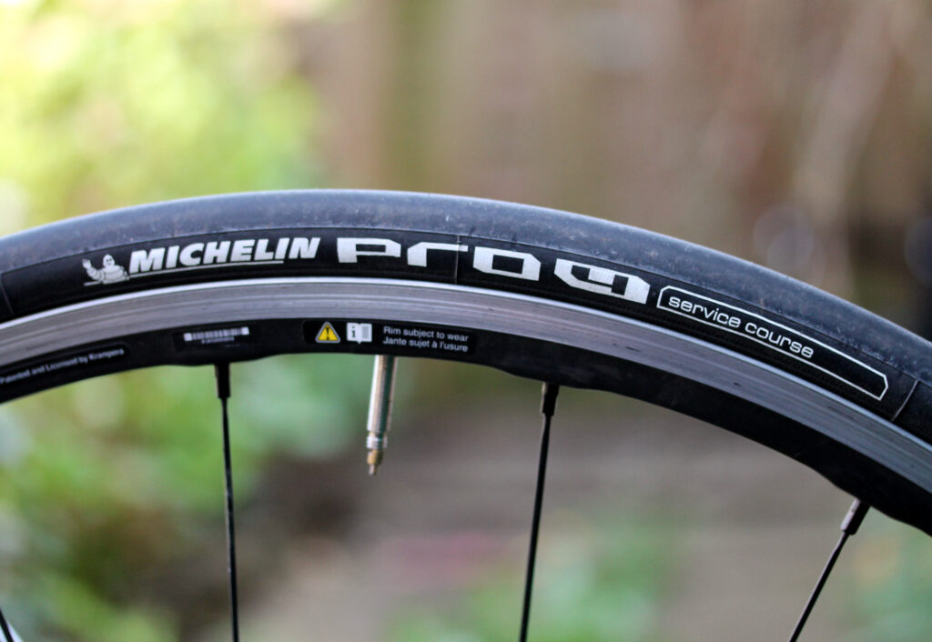 michelin pro4 service course tyre – side