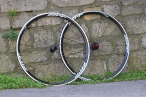 Zipp 30 clincher wheels