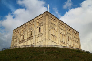 Norwich Castle (image by Flickr user Vinylspider)