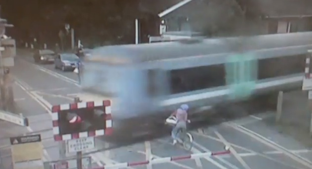 Level crossing near miss Sep 2013 BTP YouTube still