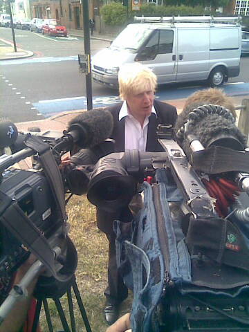 Boris Johnson at Cycle Superhighway launch July 2010