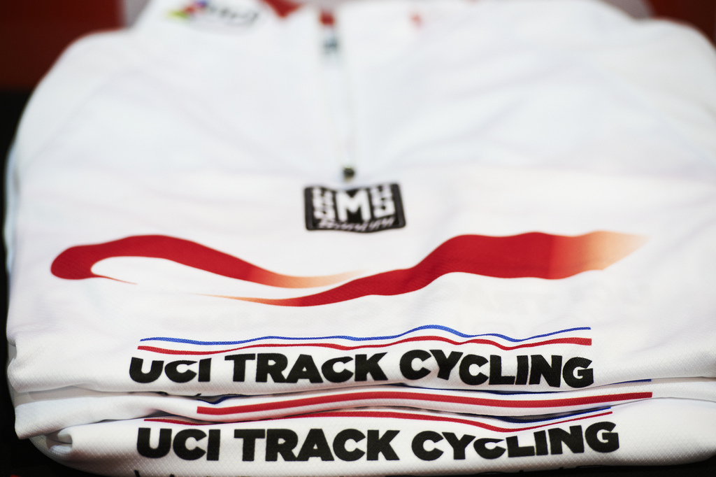 UCI Track World Cup jersey (copyright Britishcycling.org.uk)